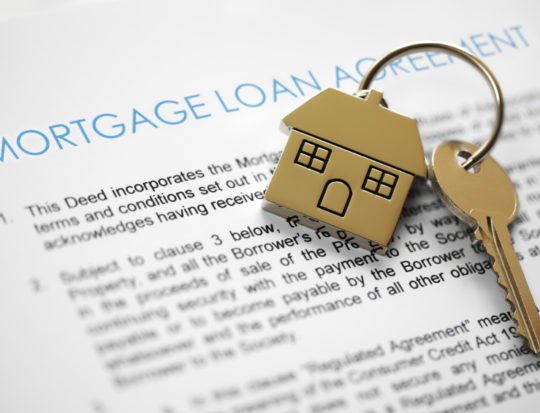 Mortgage-application-house-key---BrianAJackson-9-12-14.jpg